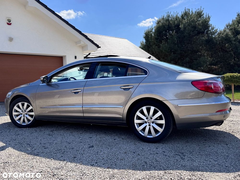 Volkswagen Passat CC 2.0 TDI BlueMotion Technology Exclusive - 10