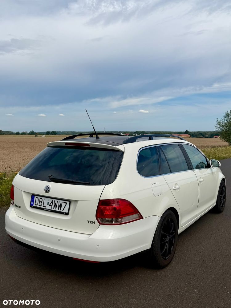 Volkswagen Golf 1.9 TDI DPF Individual - 4