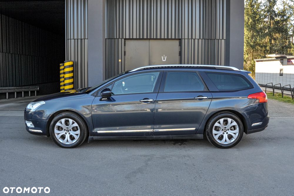 Citroen C5 2011 photo 2