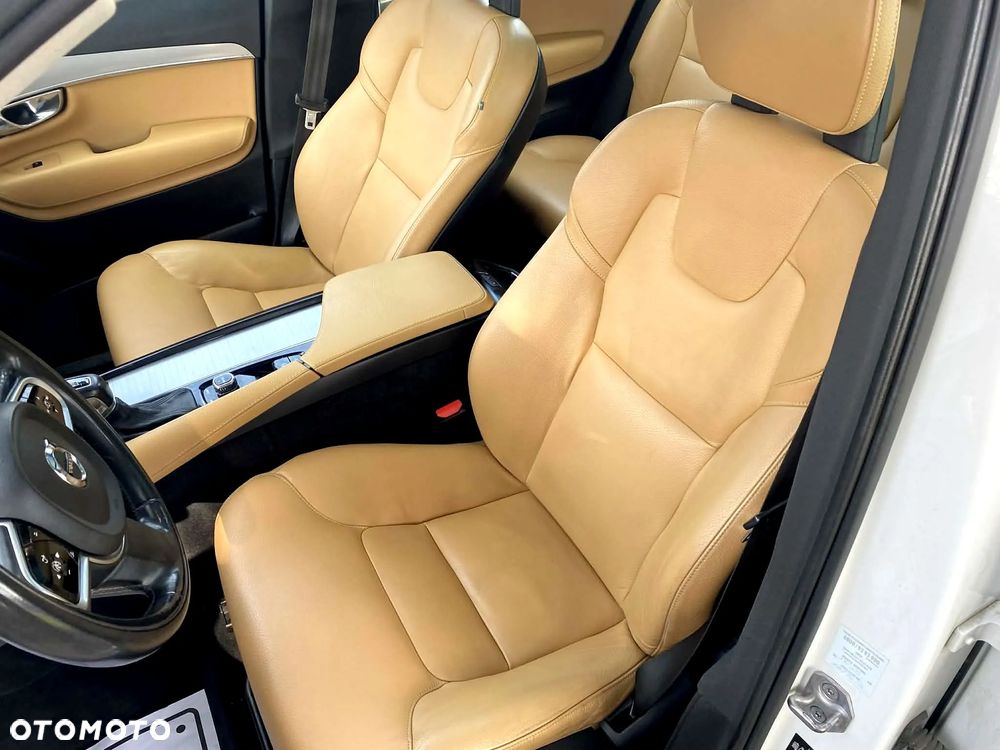 Volvo XC 90 D5 AWD Inscription 7os - 6