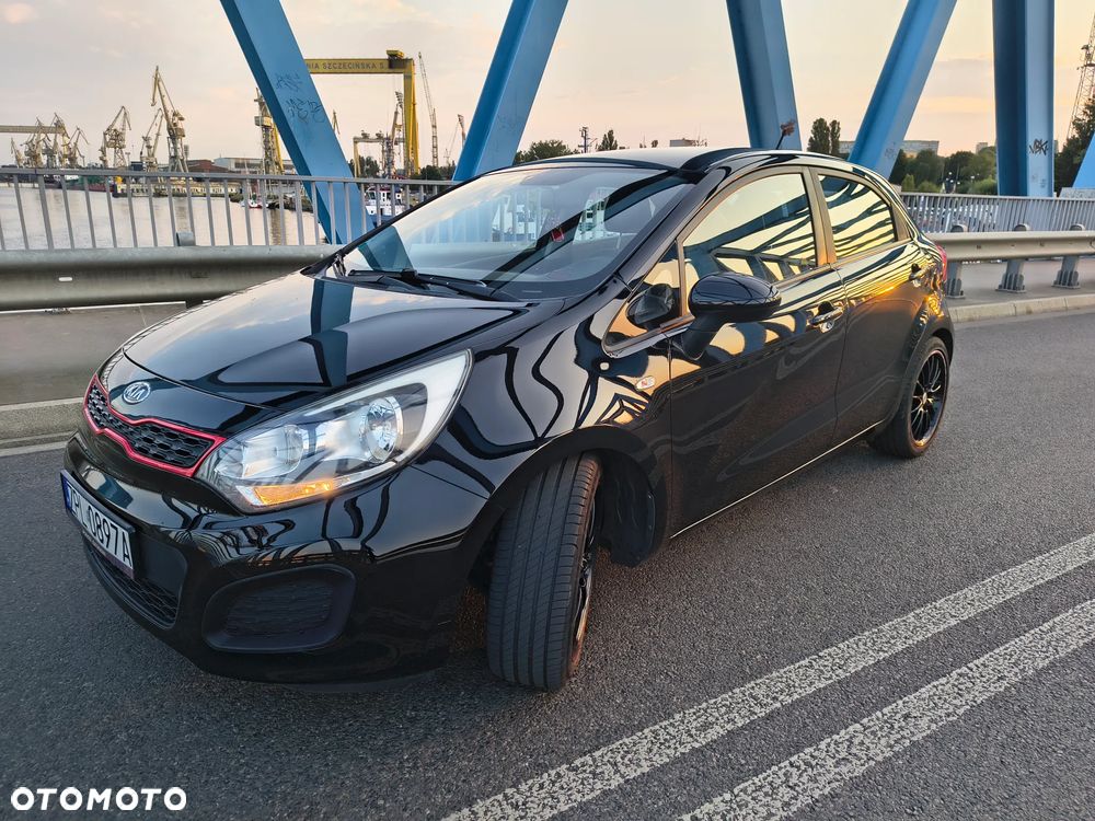 Kia Rio 1.4 M - 4