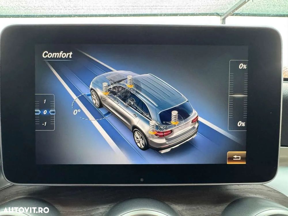 Mercedes-Benz GLC 220 d 4Matic 9G-TRONIC Exclusive - 32