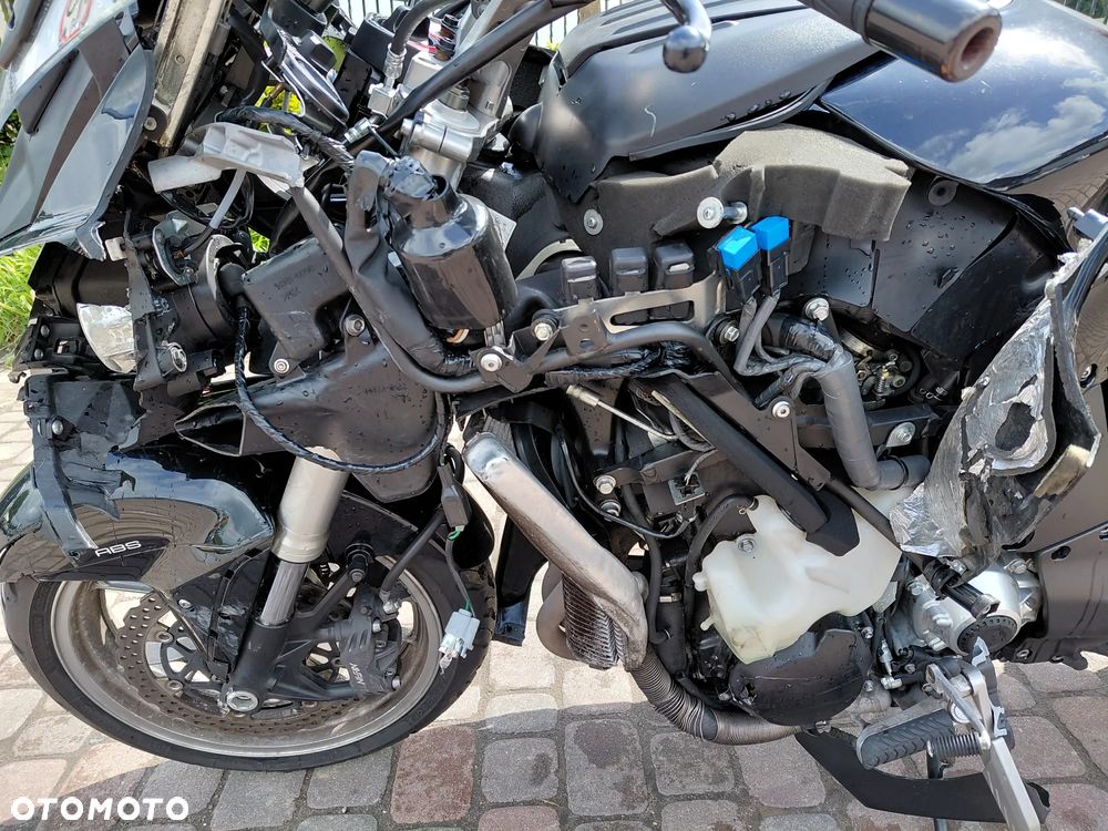 Kawasaki GTR - 19
