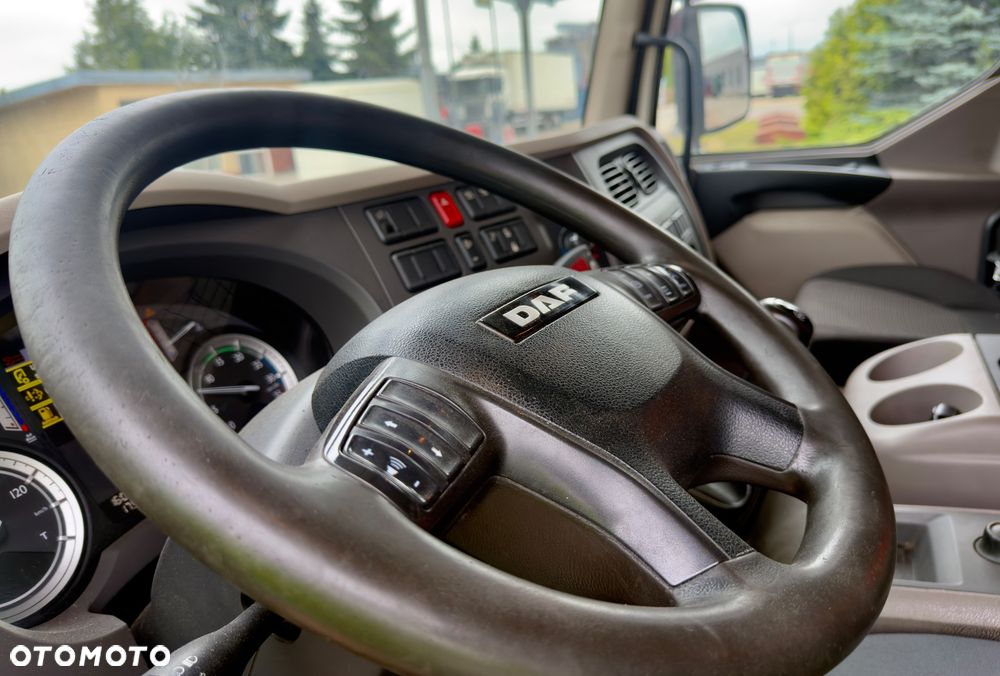 DAF LF 280 // XARIOS 500 /// Chłodnia /// Winda Dhollandoa - 13