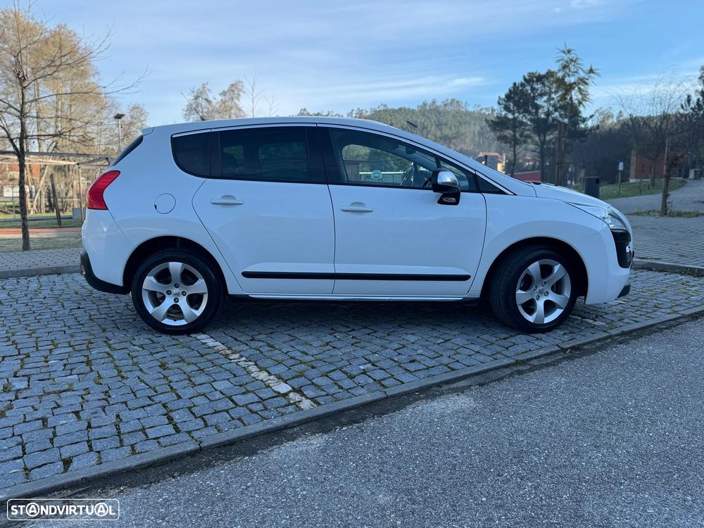 Peugeot 3008 1.6 e-HDi Allure 2-Tronic - 3