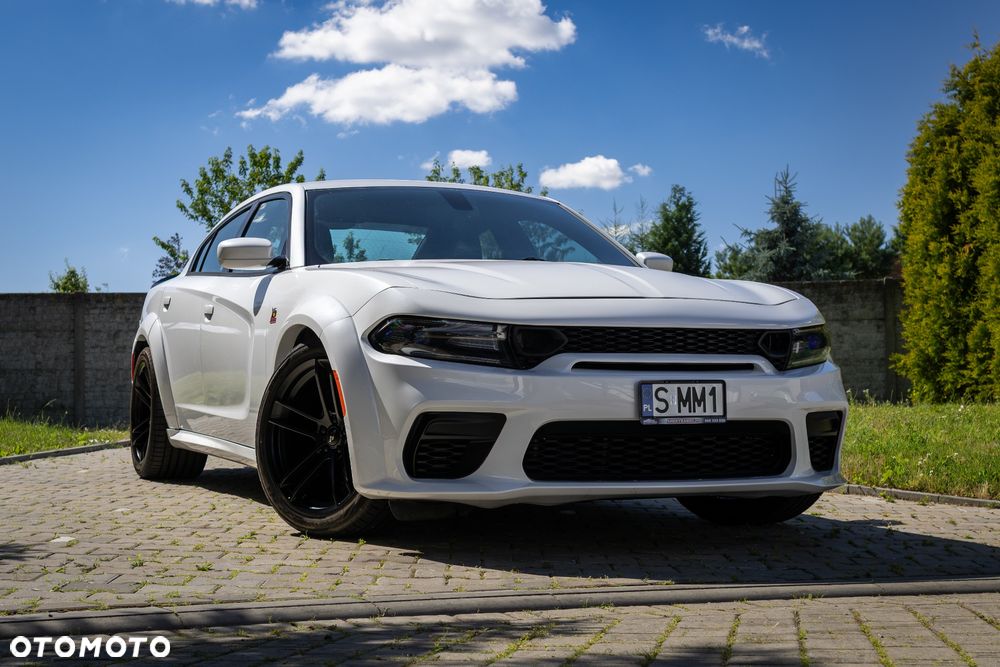 Dodge Charger - 7