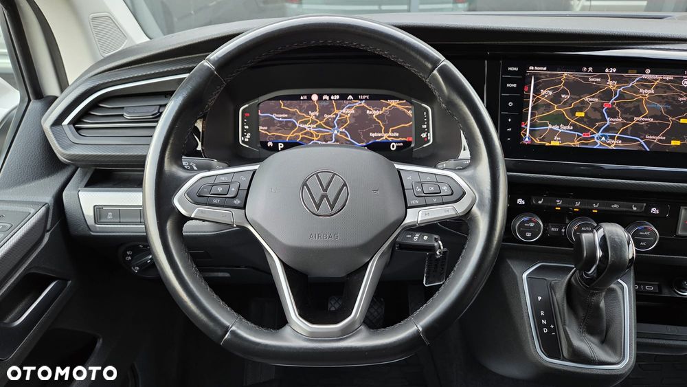 Volkswagen Multivan - 19
