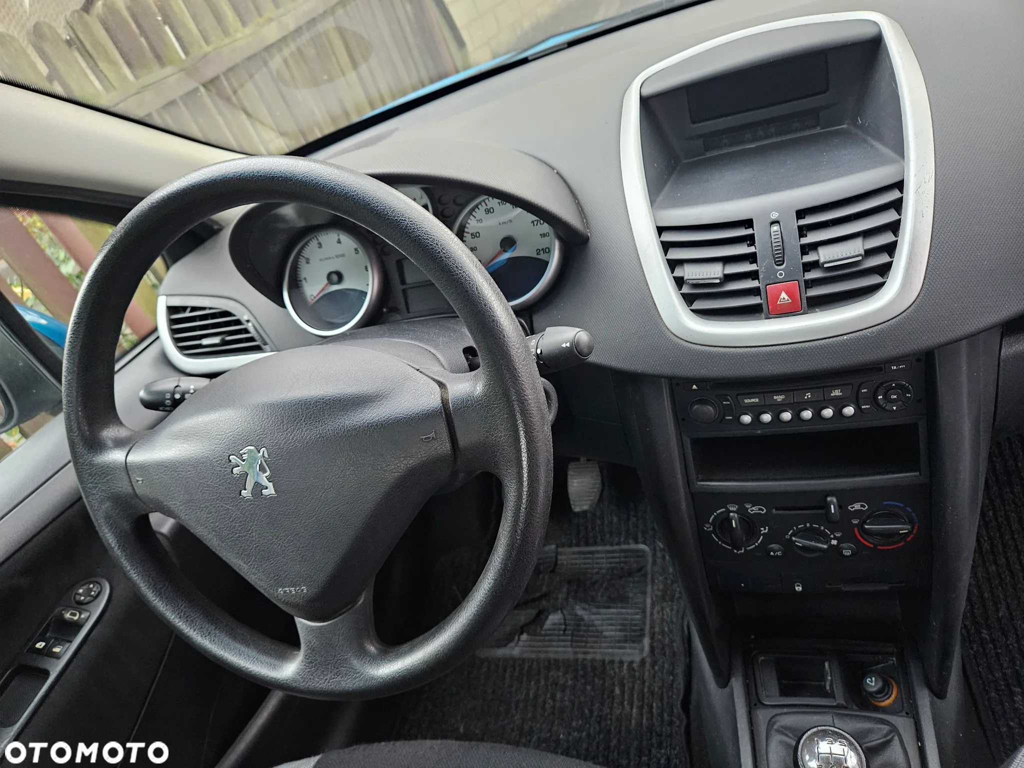 Peugeot 207 1.4 16V Presence - 6