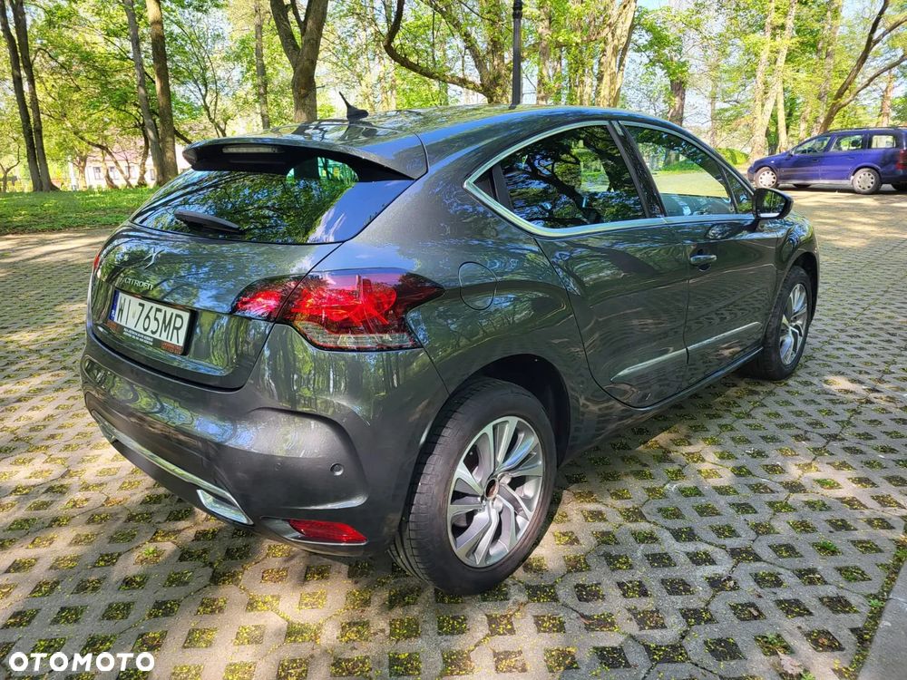 Citroën DS4 1.6 THP SportChic - 4