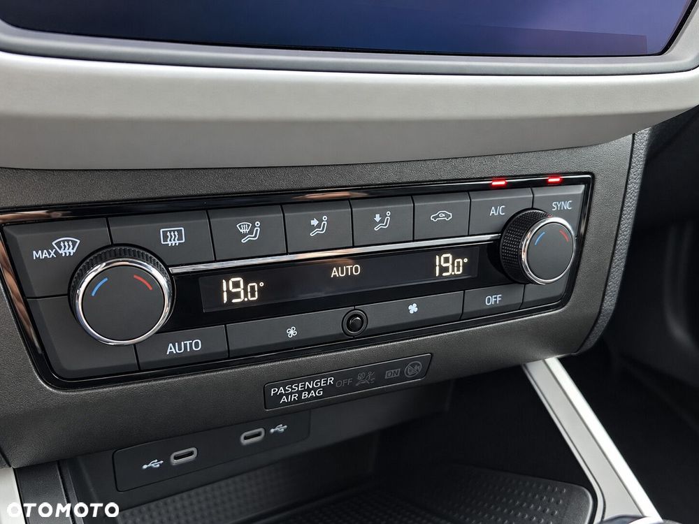 Seat Arona 1.0 TSI Xcellence S&S DSG - 22