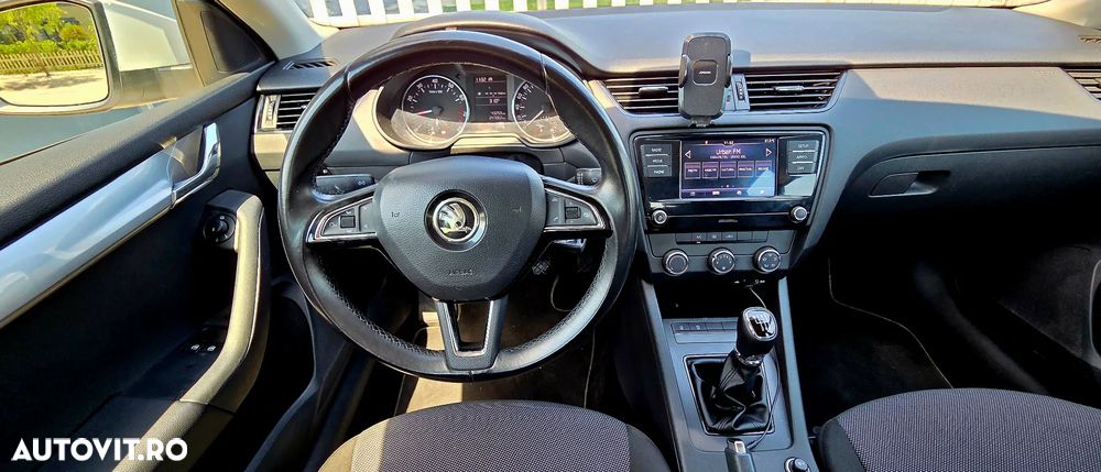 Skoda Octavia - 8