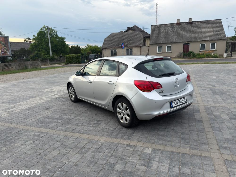 Opel Astra - 7