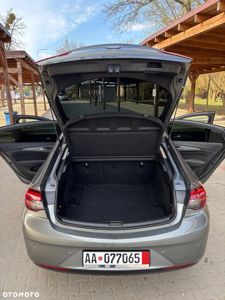 Opel Insignia 1.6 (118g) Business Innovation - 24
