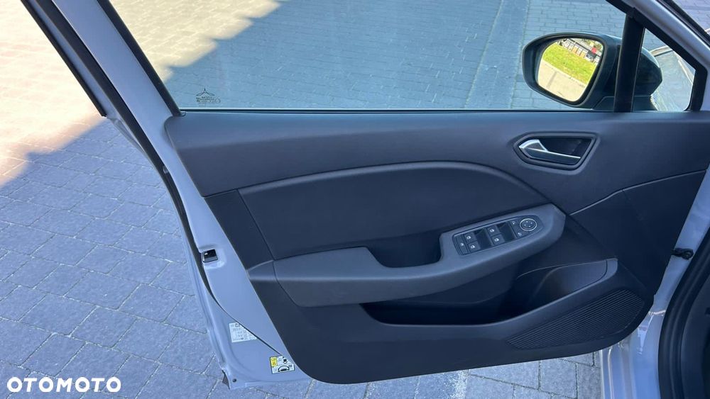 Renault Clio - 15