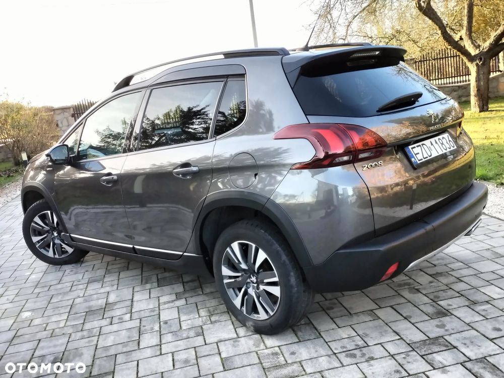 Peugeot 2008 PureTech 110 Stop&Start GT-Line Edition - 9