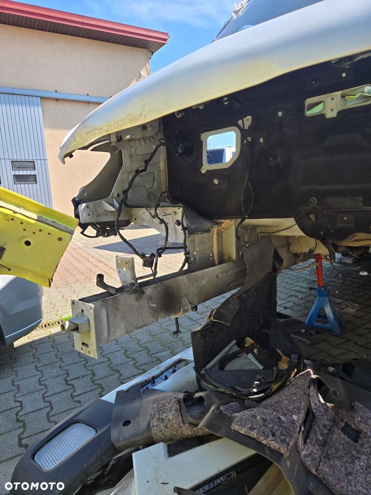 Mercedes-Benz SPRINTER - 15