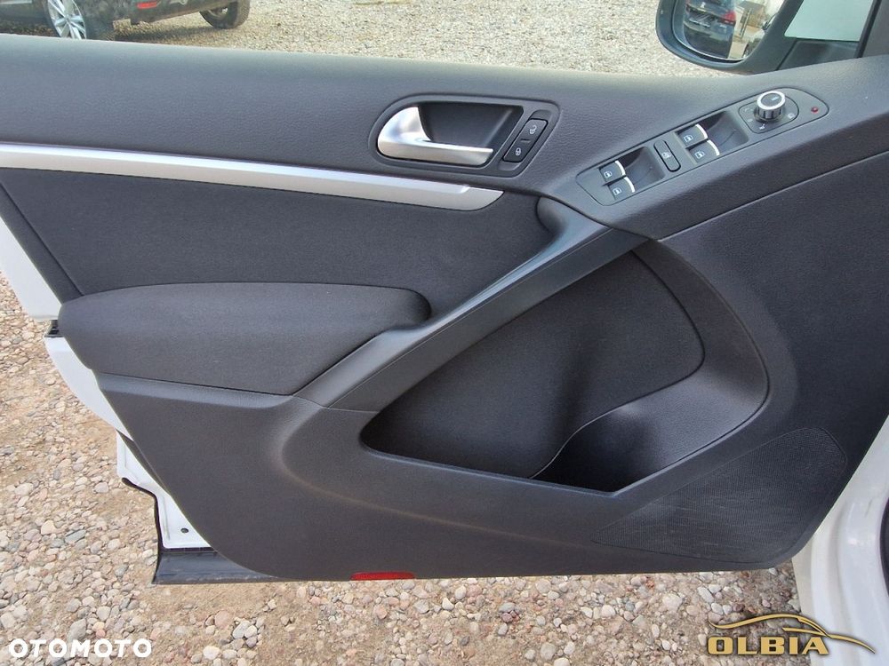 Volkswagen Tiguan - 25