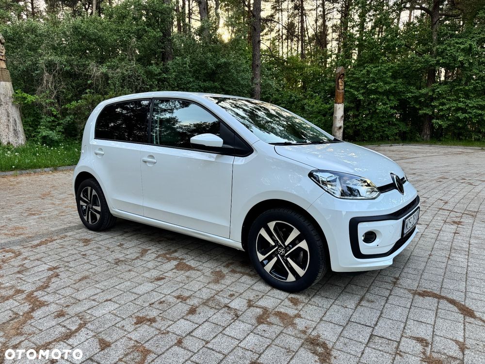 Volkswagen up! Active - 11
