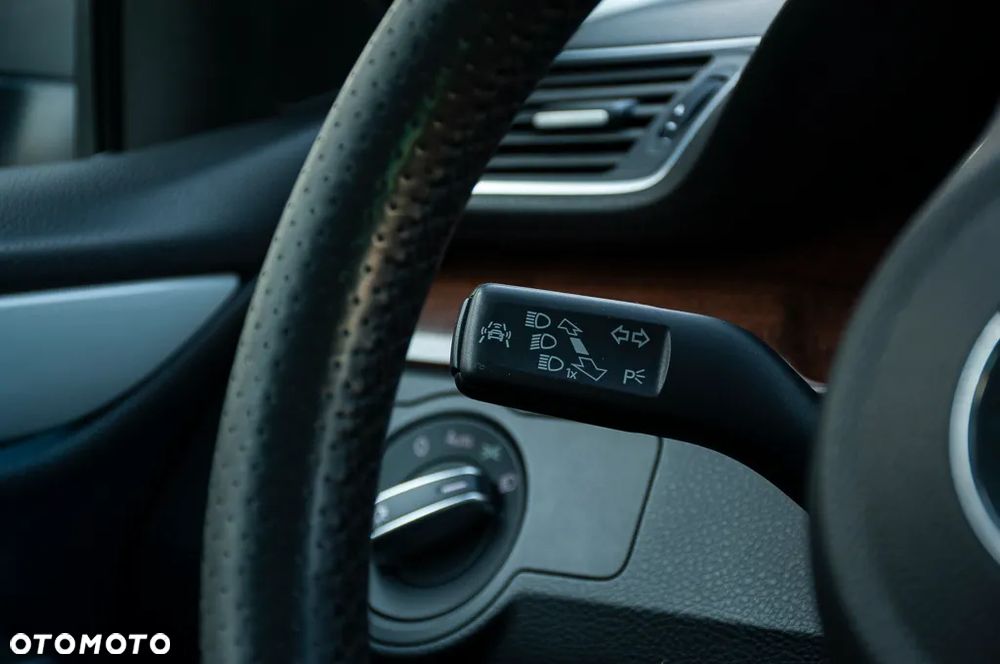 Volkswagen Passat CC - 36