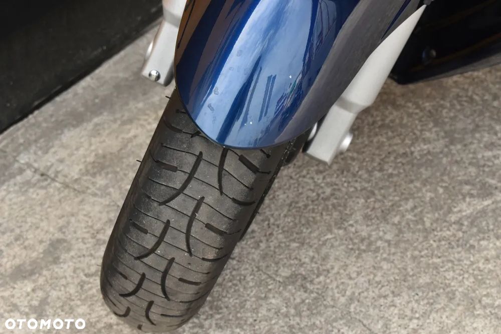 Yamaha FJR - 27