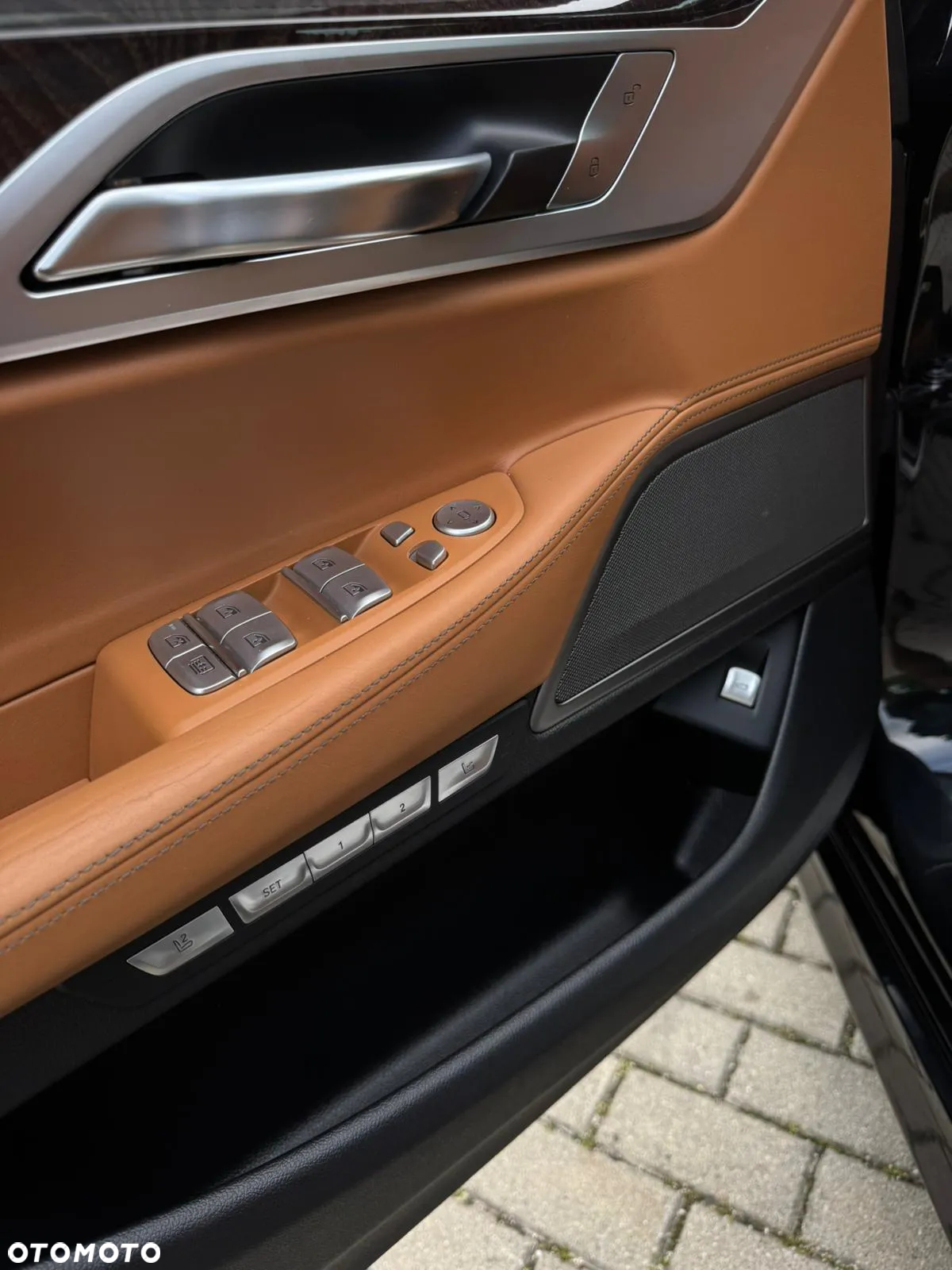 BMW Seria 7 750Li - 9