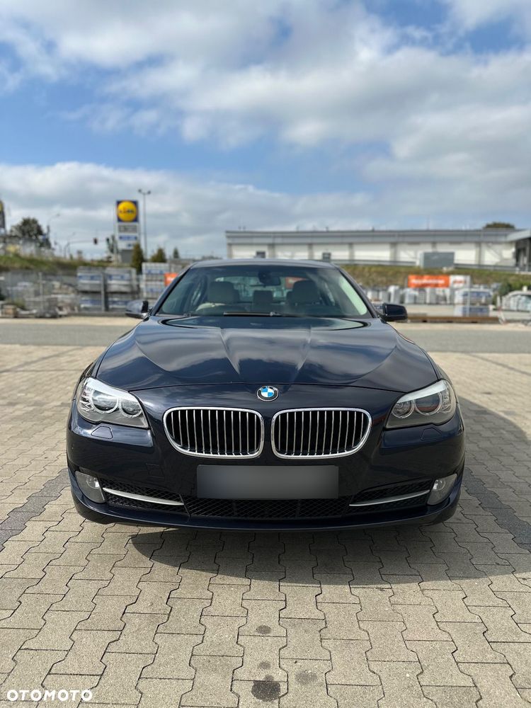 BMW Seria 5 520d Touring - 1