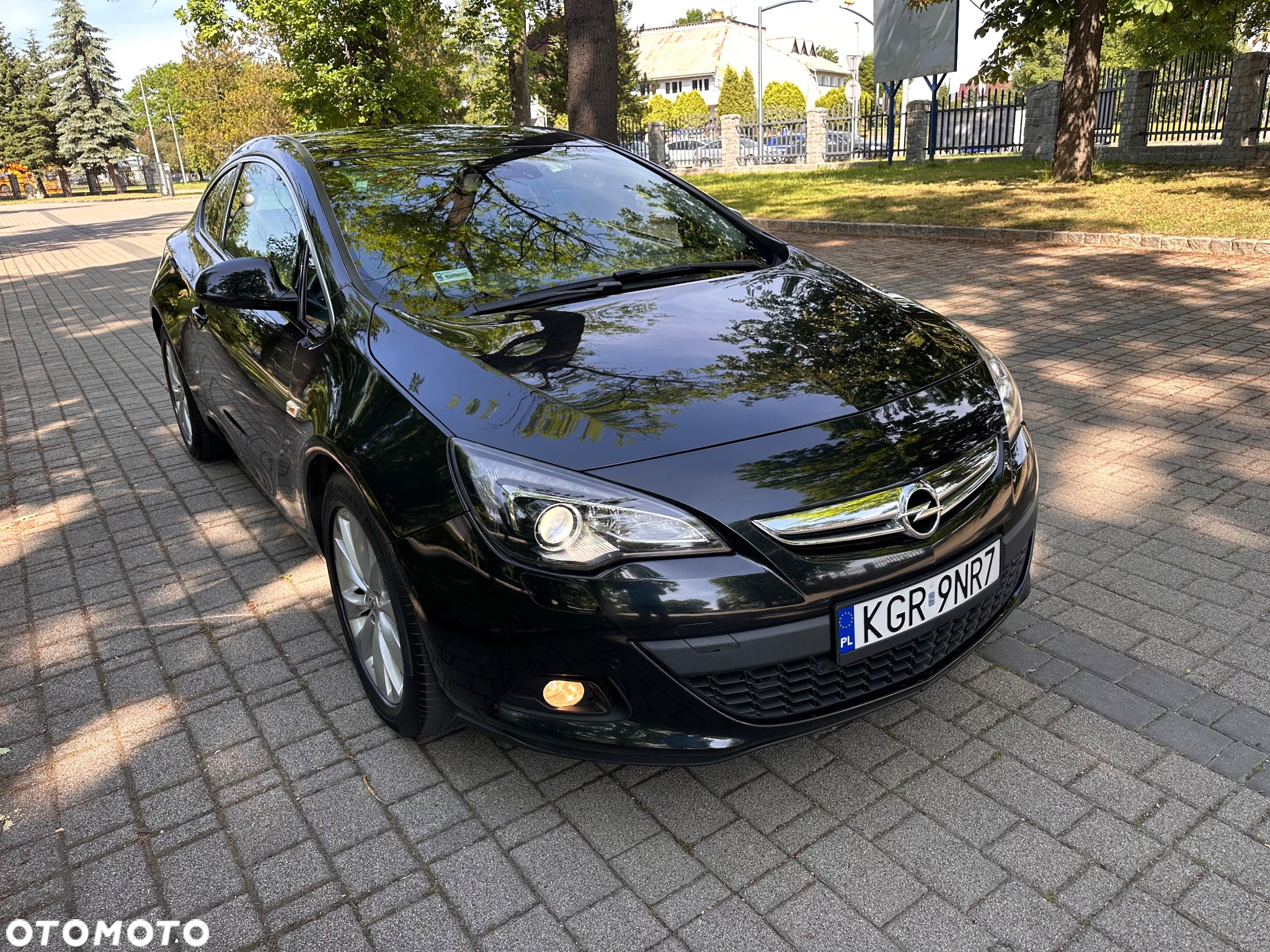 Opel Astra GTC 1.6 CDTI DPF ecoFLEX Start/Stop Active - 4