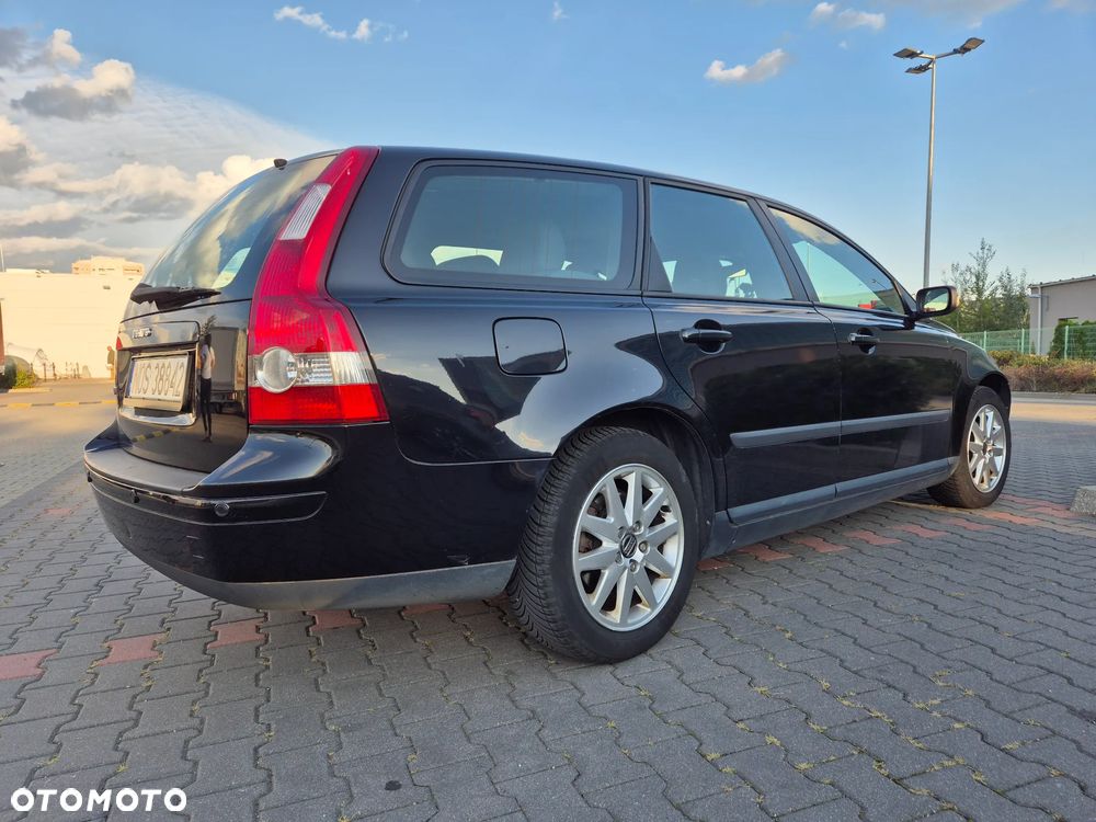 Volvo V50 1.8 - 9