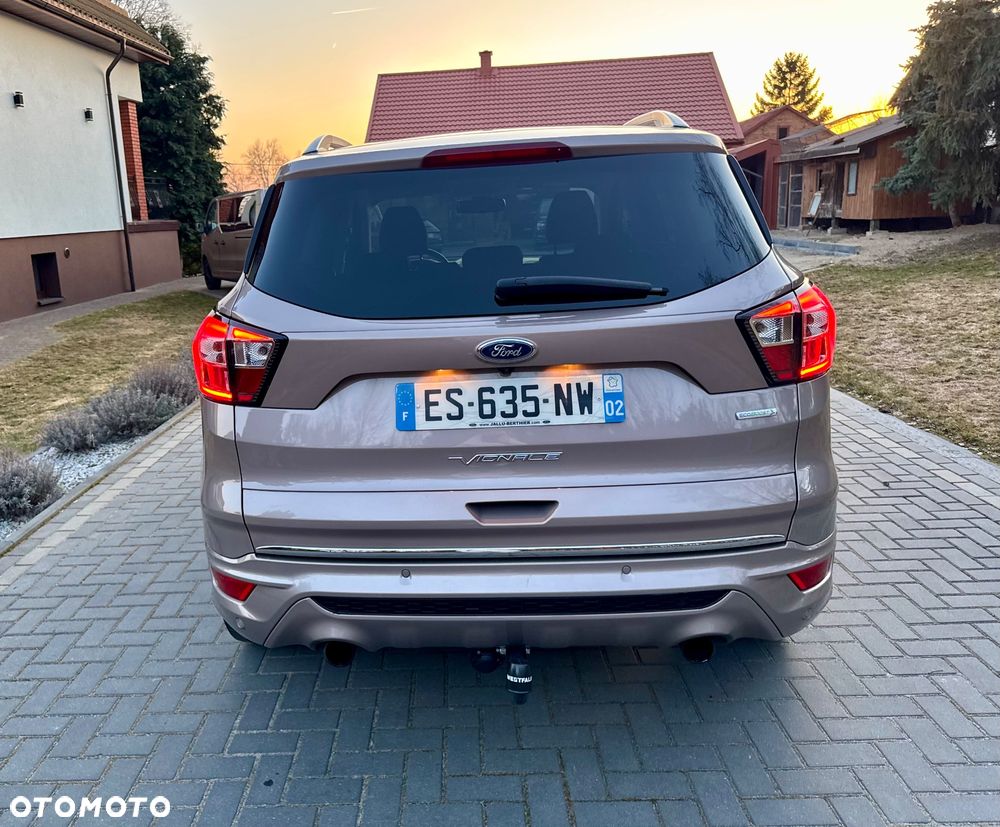 Ford Kuga 1.5 EcoBoost 2x4 Vignale - 11