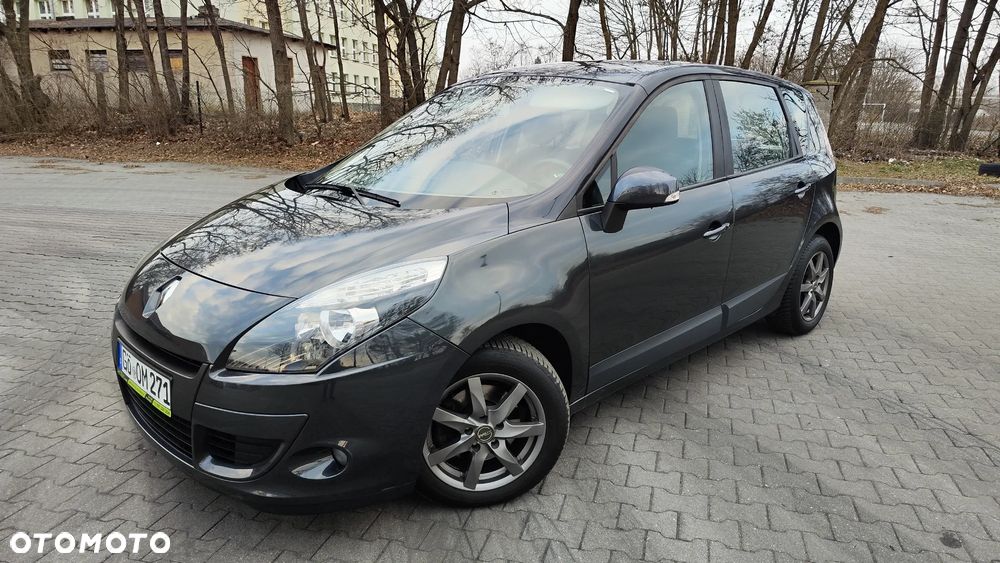 Renault Scenic 1.6 16V 110 TomTom Edition - 2