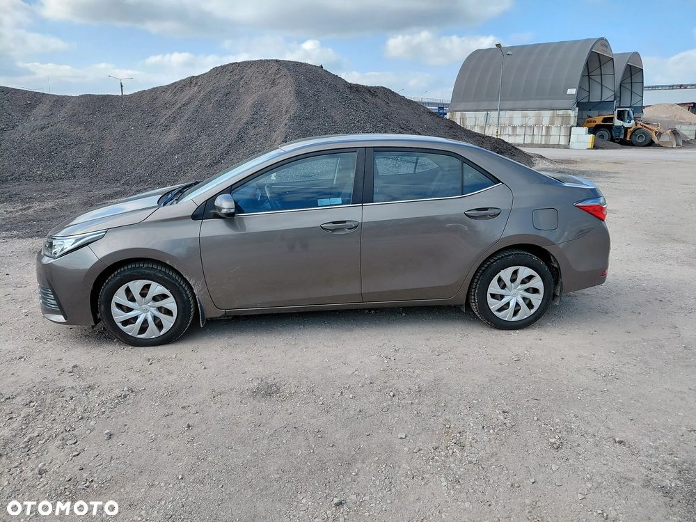 Toyota Corolla 1.6 Comfort - 3