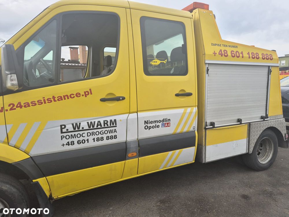 Mercedes-Benz Sprinter - 2