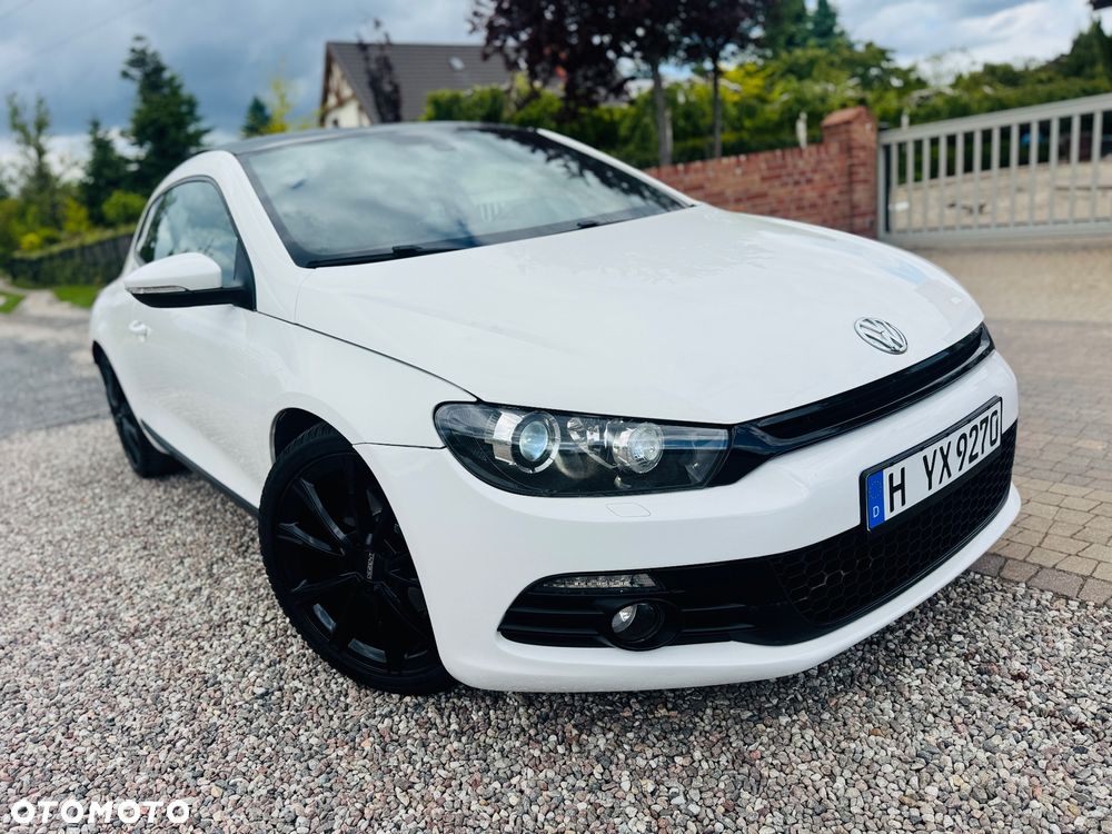 Volkswagen Scirocco 1.4 TSI DSG GTS - 24