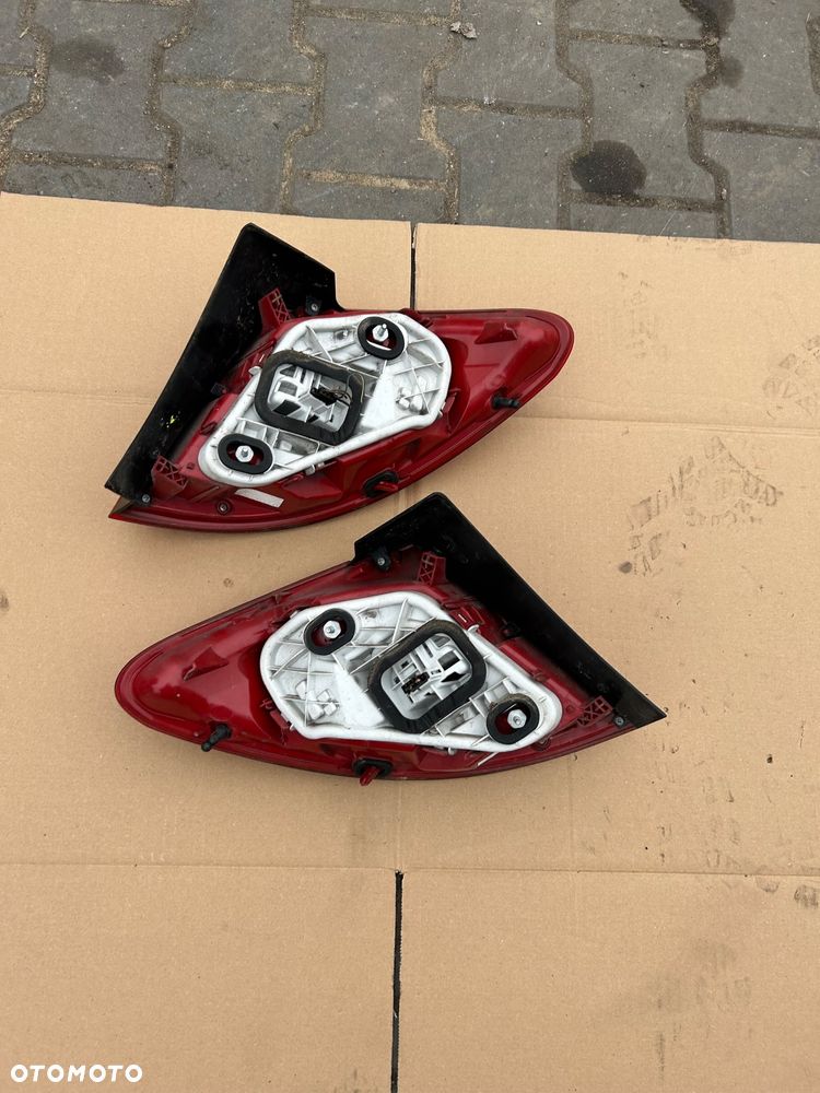 Opel Meriva B lampa tylna lewa  13253627 13253628 - 4