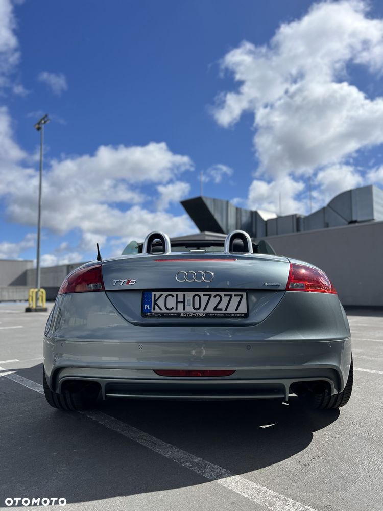 Audi TT Roadster - 4