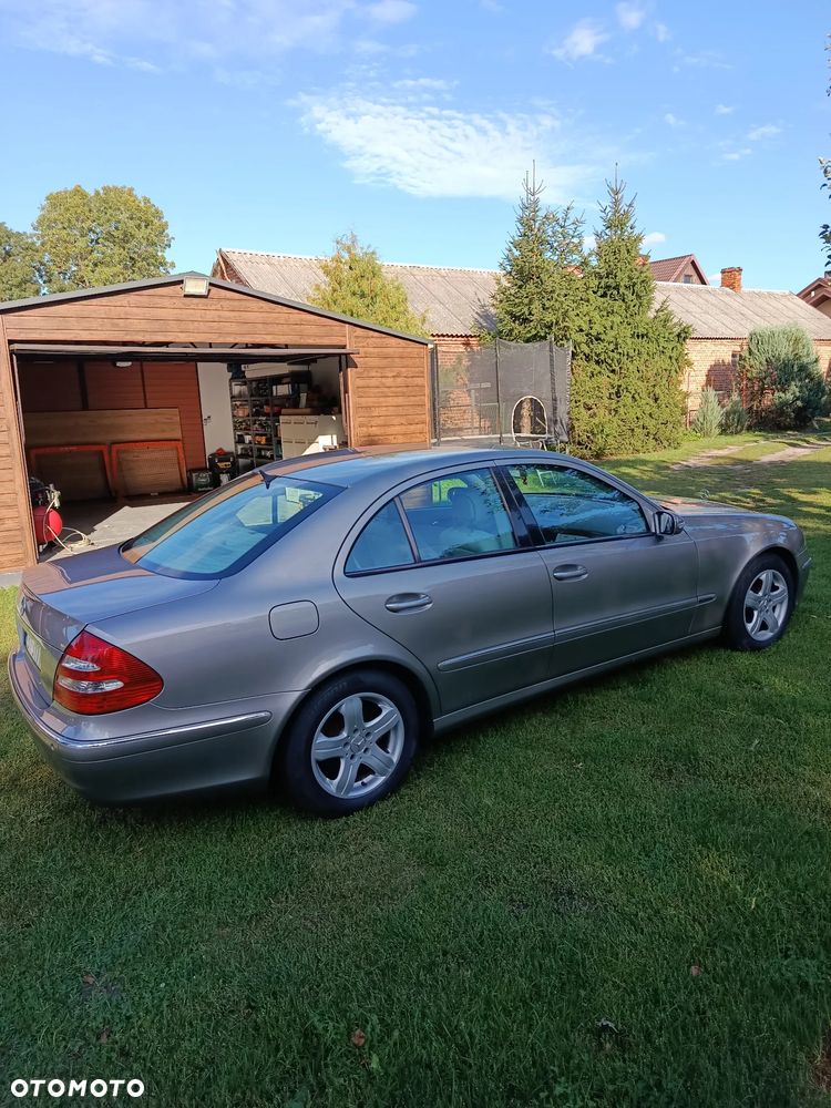 Mercedes-Benz Klasa E - 4
