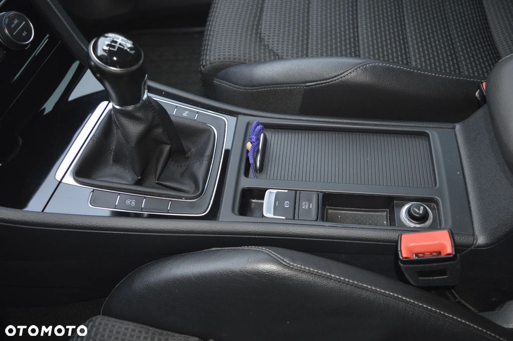 Volkswagen Golf Variant ver-vi-2-0-tdi-highline - 11