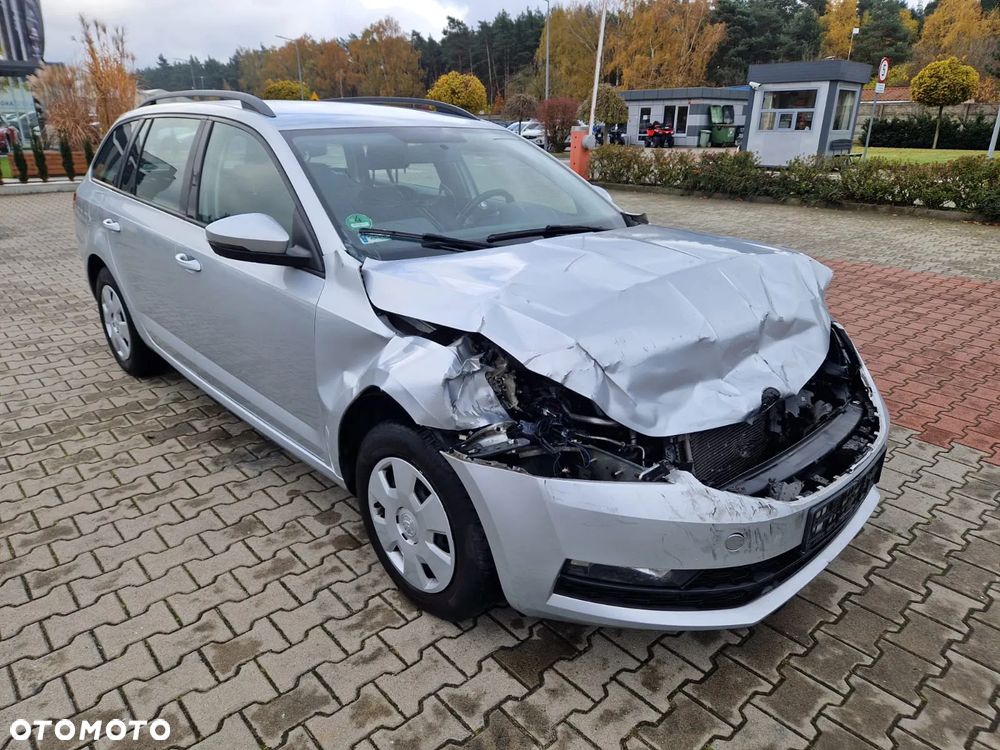 Skoda Octavia 1.6 TDI Active - 8