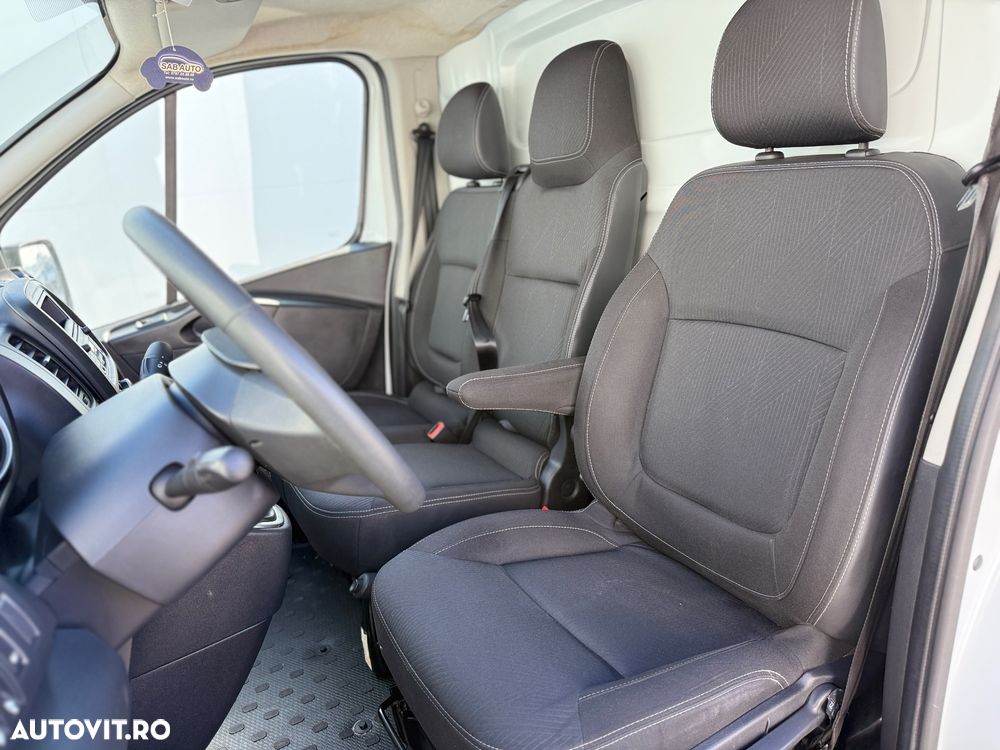 Renault Trafic Grand Combi Life - 10