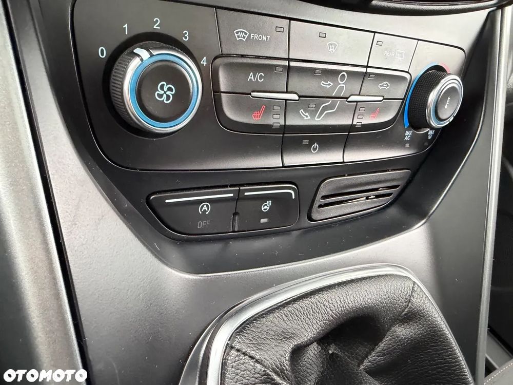 Ford Kuga 1.5 EcoBoost 2x4 Black & Silver - 16