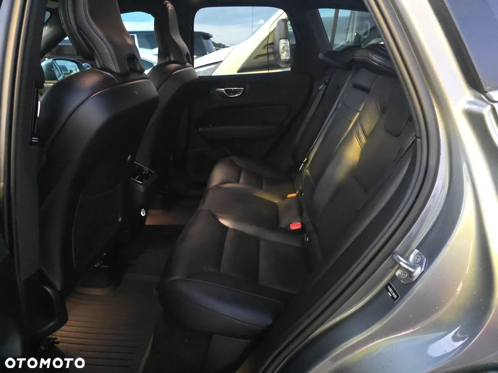 Volvo XC 60 T5 AWD Inscription - 14