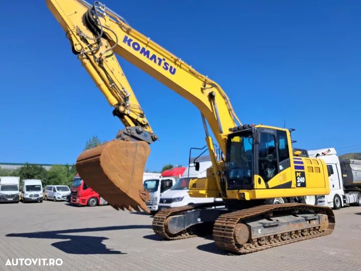 Komatsu pc240lc-11 - 1