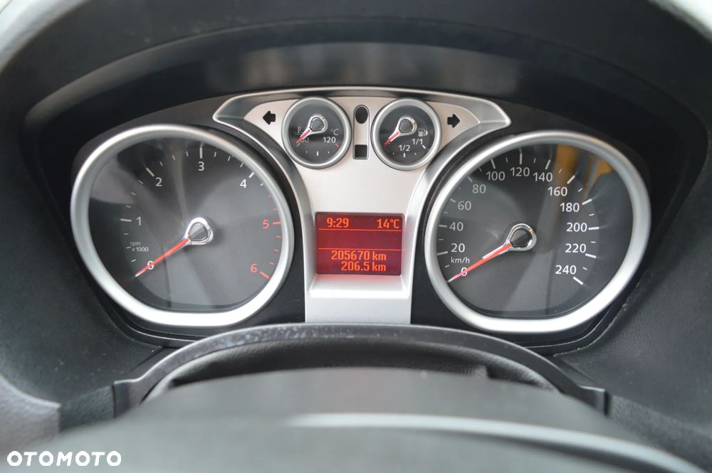 Ford Kuga 2.0 TDCi 4x4 Titanium - 19