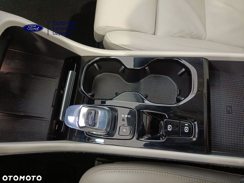 Volvo XC 40 - 26