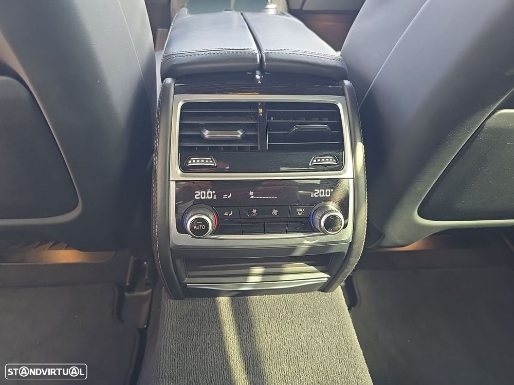BMW 730 d Auto - 39