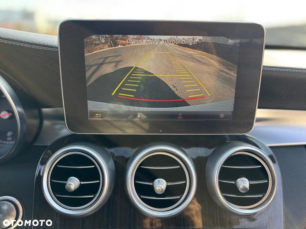 Mercedes-Benz Klasa C 300 7G-TRONIC - 15