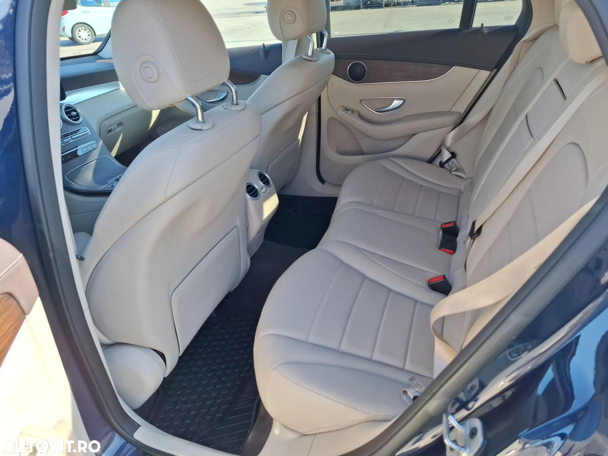 Mercedes-Benz GLC Coupe 200 4MATIC MHEV - 11