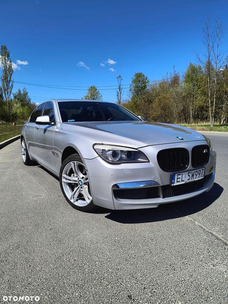 BMW Seria 7 750i xDrive - 3