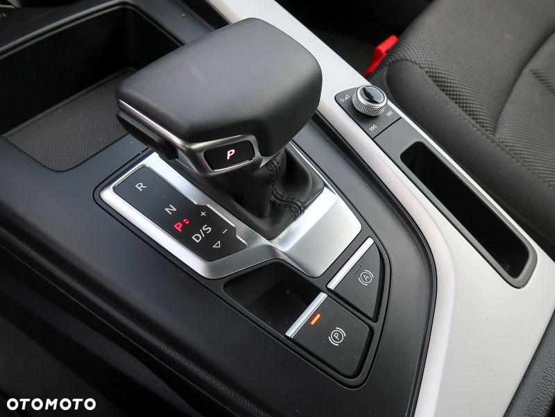Audi A4 Limousine 35 TFSI mHEV Advanced S tronic - 25