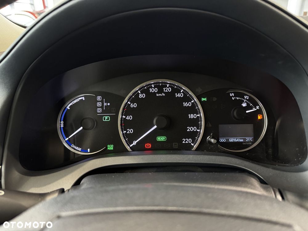 Lexus CT - 21